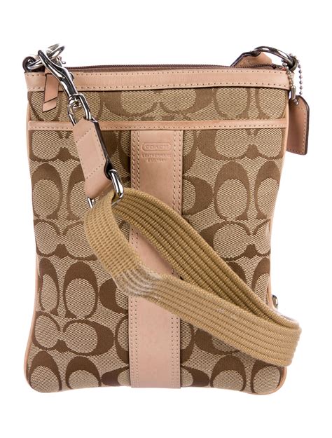From handbags and wallets to shoes and clothing, our. . Coach crossbody bags